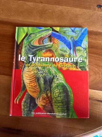 Le tyrannosaure un dinosaure du Crétacé
