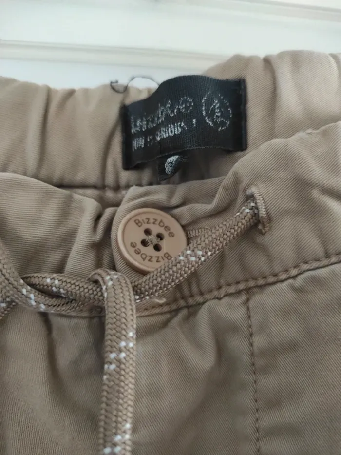 Pantalon Chino beige Bizzbee Taille 36 - photo numéro 2