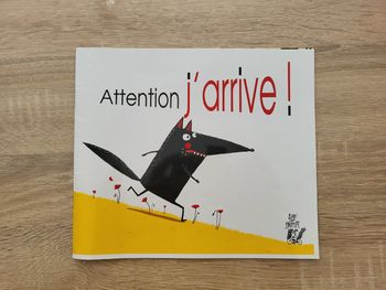 Livre attention j'arrive