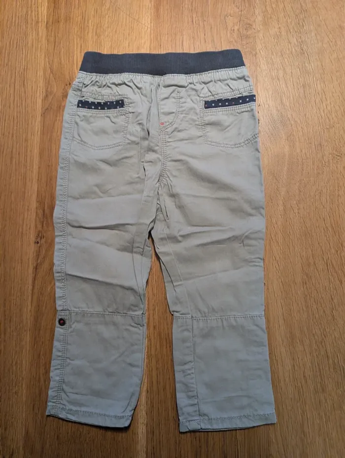 Pantalon beige 23 mois taille élastique garçon comme neuf