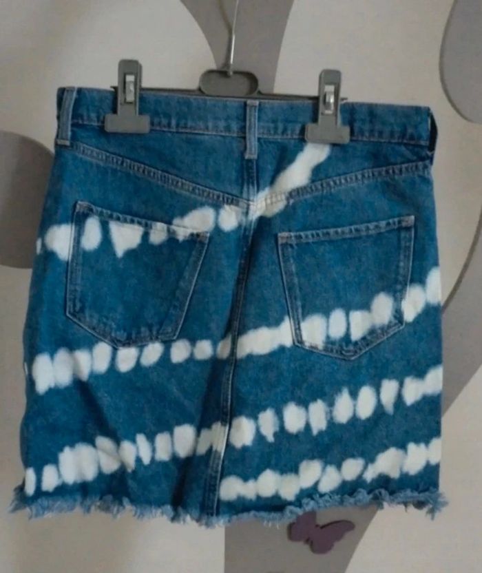 Jupe en jean bleu et blanche Denim&Co taille 14 ans - photo numéro 2