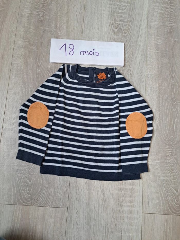 Pull 18 mois