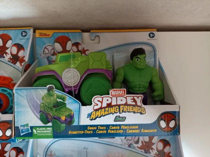 Lot 4 figurines spiderman - photo numéro 4