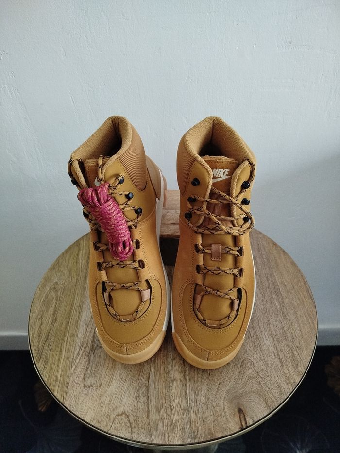 Boots Nike T 40 - photo numéro 2