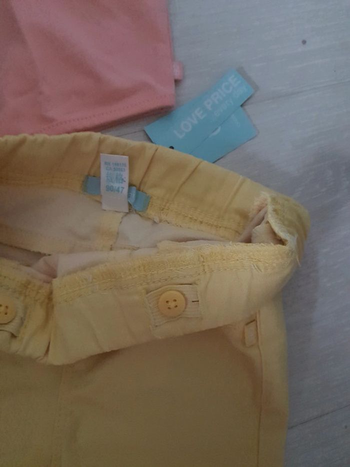 Ensemble Obaïbi taille 23 mois tee-shirt et pantalon jean neuf avec étiquettes - photo numéro 3