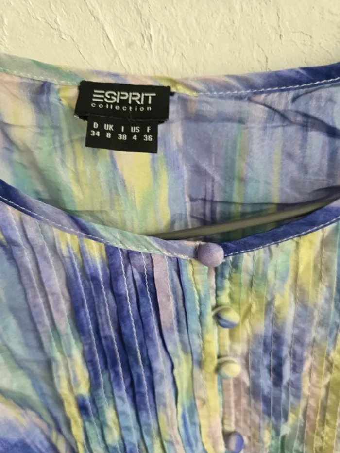 Haut blouse femme en soie marque esprit Taille 36 - photo numéro 3