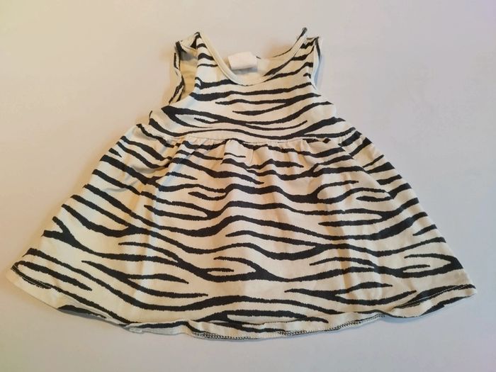 Robe lignée Hema 6mois