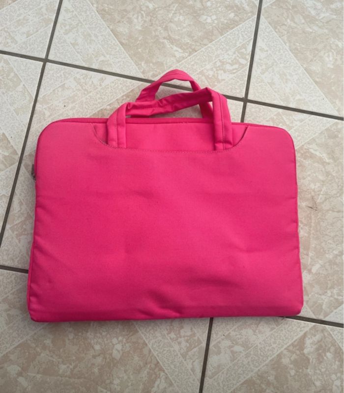 Sacoche fuchsia pour tablette ou ordinateur portable - photo numéro 3