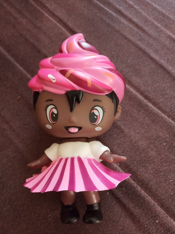 Petite Poupée "Cool surprise"