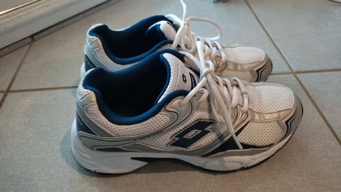 Baskets Lotto running P.40 - photo numéro 2