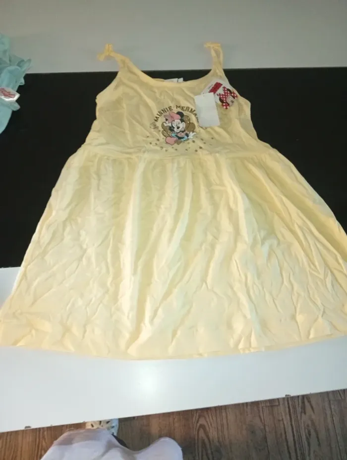 Robe neuve et étiqueté - photo numéro 3