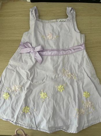Robe lilas pastel brodée fille 2 ans