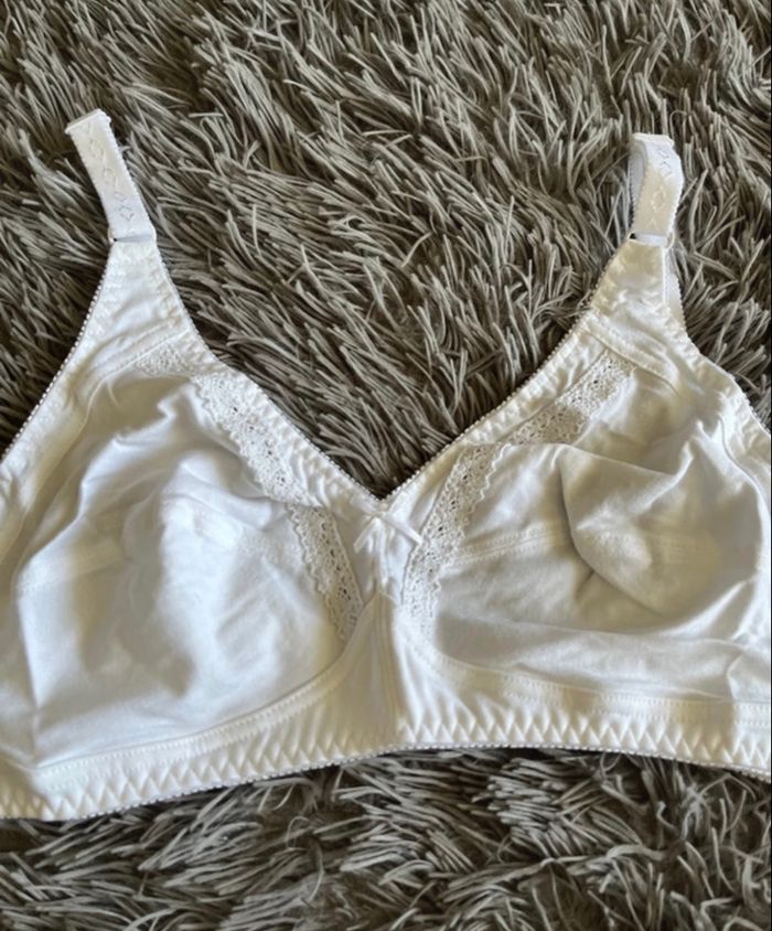 Blancheporte Lot 2 Soutien gorge blanc taille 105B - photo numéro 4