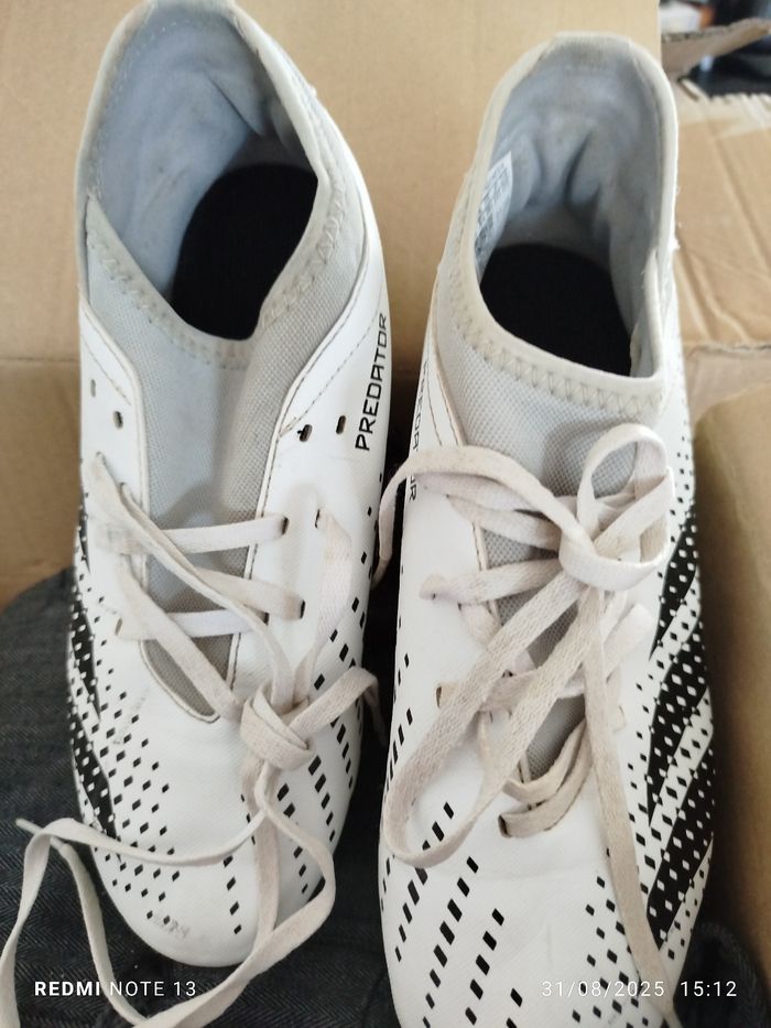 Crampons football adidas predator 38.5