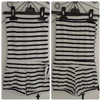 Combi short marinière épaules dénudées bleu marine et blanche taille 6 ans