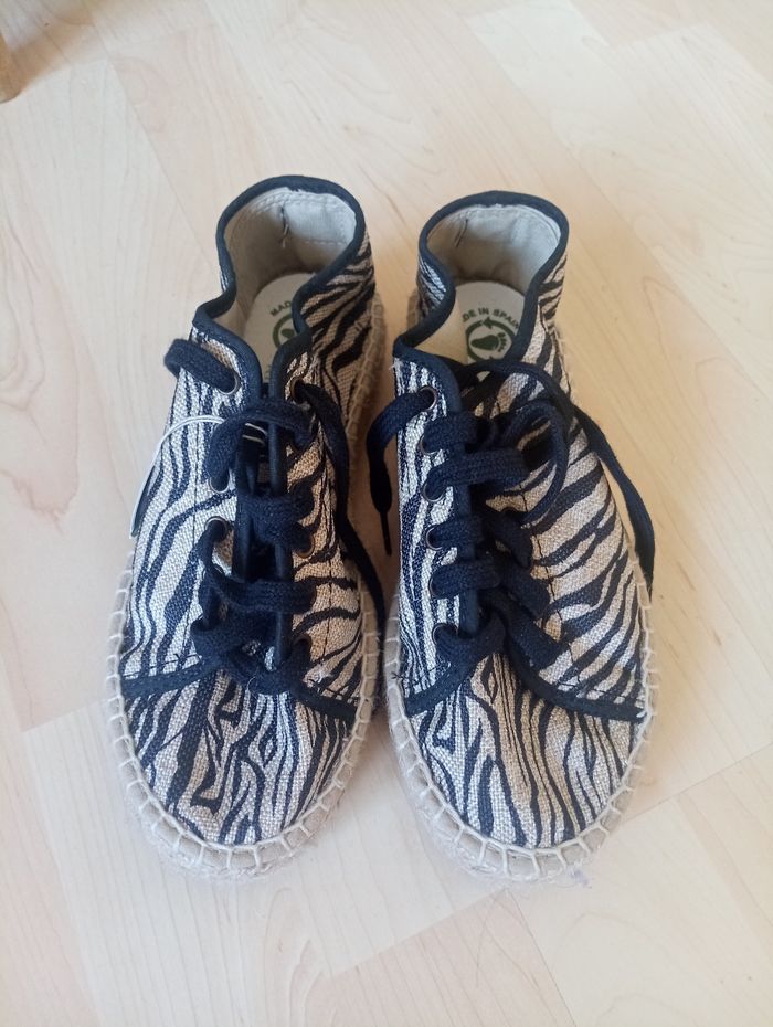 Basket espadrilles natural world taille 35 neuve