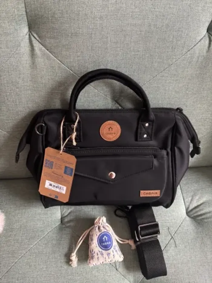 Sac bandoulière crossbody cabaia taille Médium Cambridge - photo numéro 4