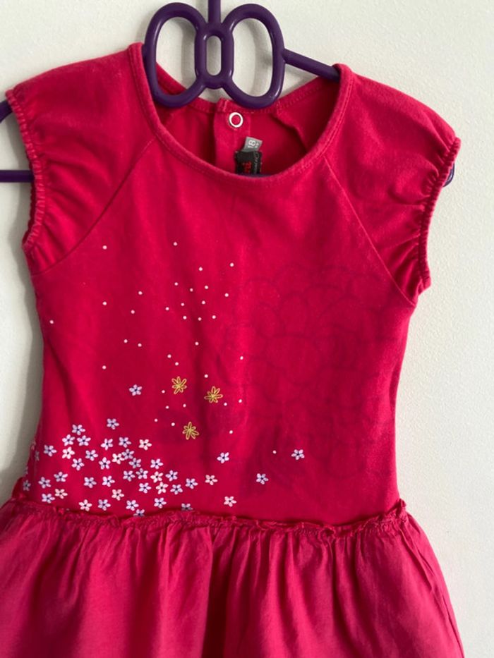 Robe rose à fleurs - photo numéro 2