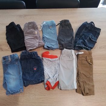 Lot pantalon 1 mois