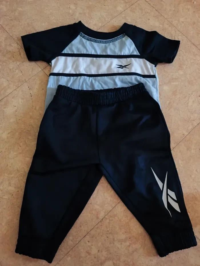 Ensemble Reebok bleu 3/6mois