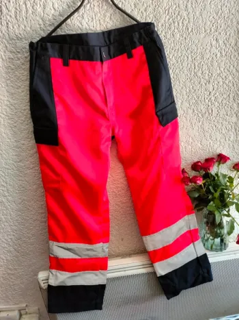 Pantalon de travail avec poches T M neuf