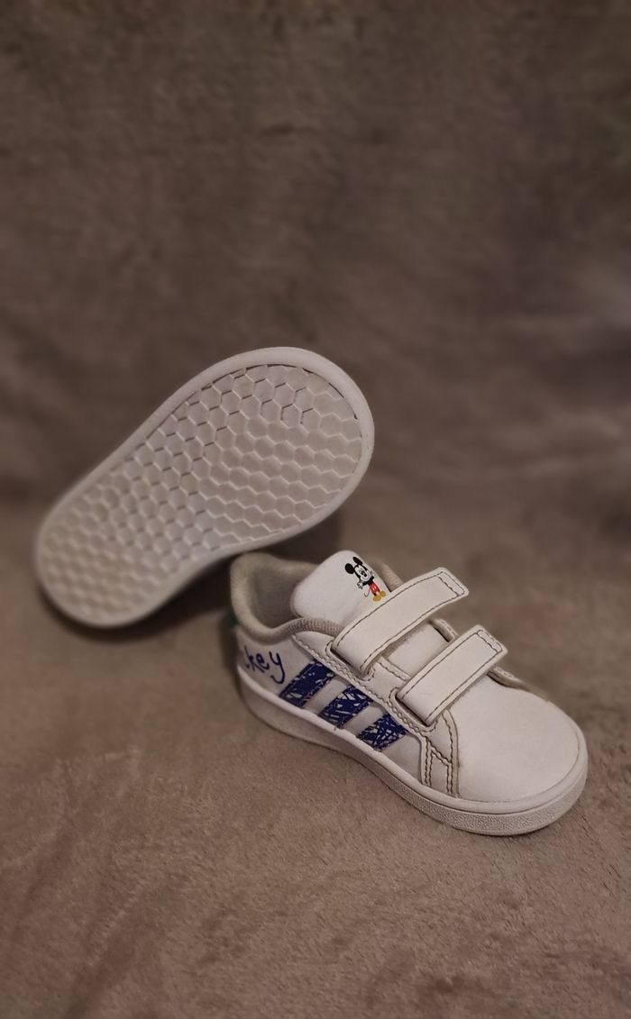 Adidas Mickey