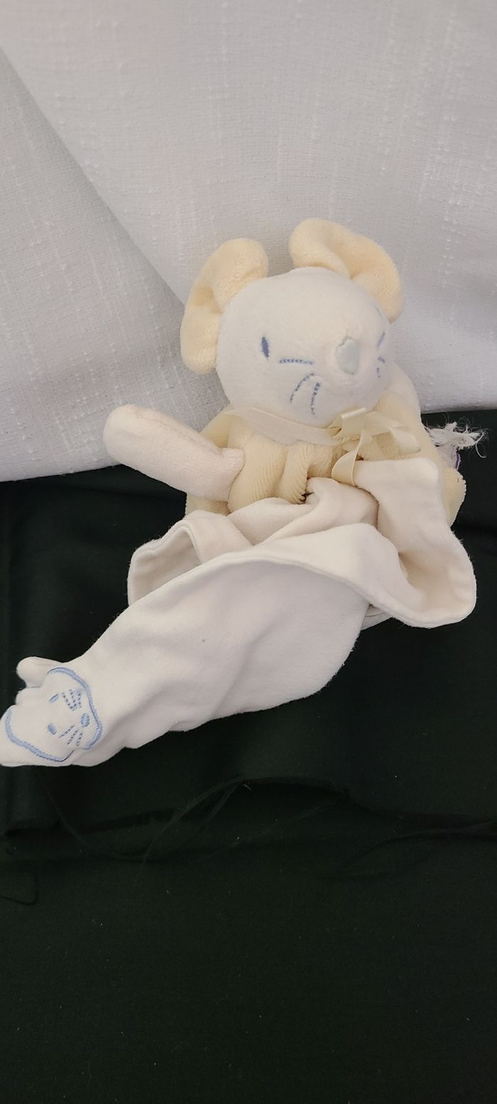 Doudou mouchoir souris SUCRE D'ORGE jaune vert 20 cm - photo numéro 3