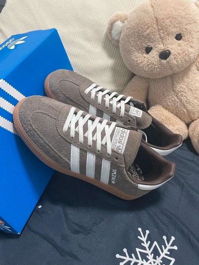 Adidas Handball Spezial Taille 38 - photo numéro 2