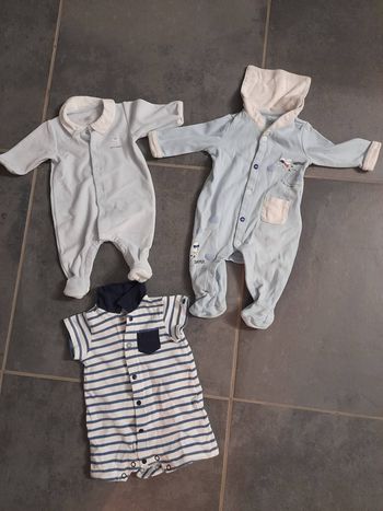 3 ensembles pyjamas Naissance-1mois