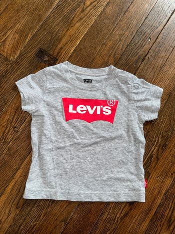 T-shirt Levi’s 9 mois