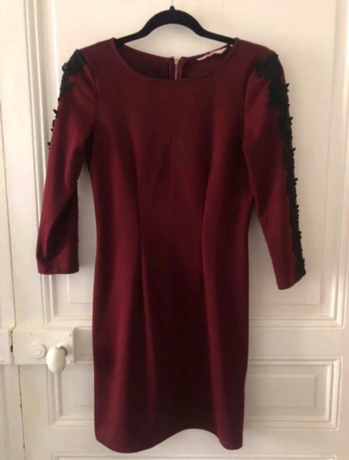 Robe bordeaux