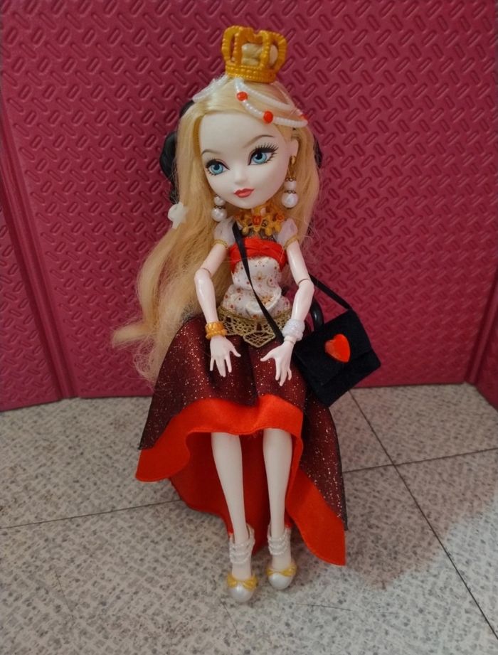 Poupée blonde Monster High Halloween