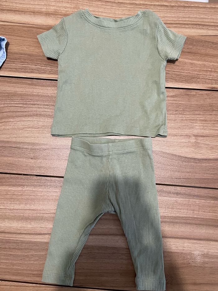 Lot vêtements garçon - photo numéro 2