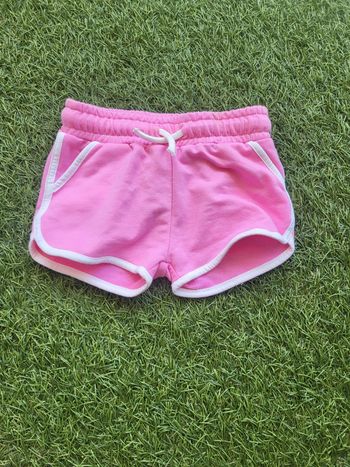 Short rose 2 ans