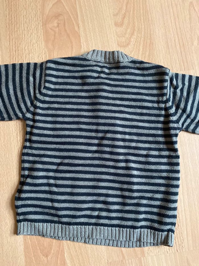 Joli pull à rayures noir et marron Vertbaudet T. 9 mois/71 cm garçon TBE - photo numéro 4