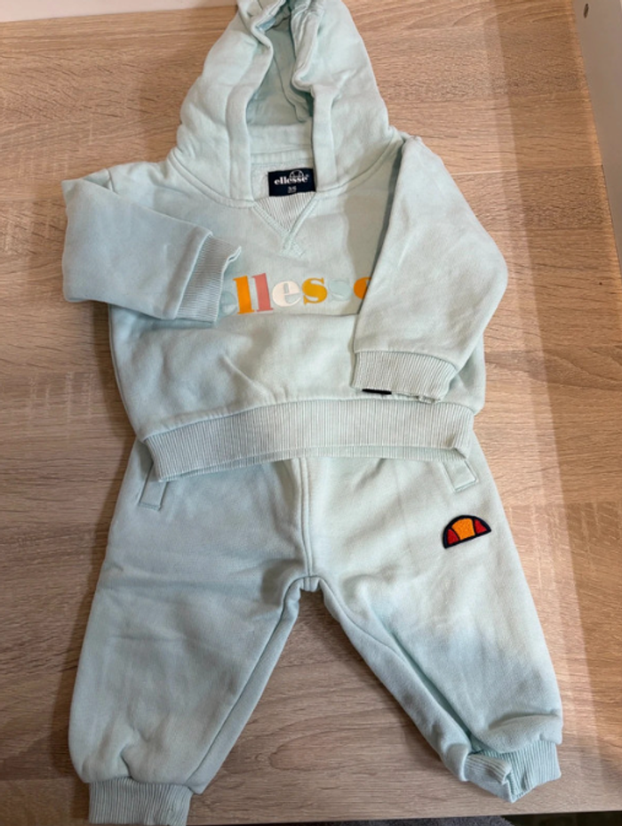 Survêtement Ellesse