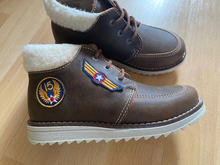 Chaussures montantes bottillons en cuir aviateur Pablosky taille 31 neufs - photo numéro 2