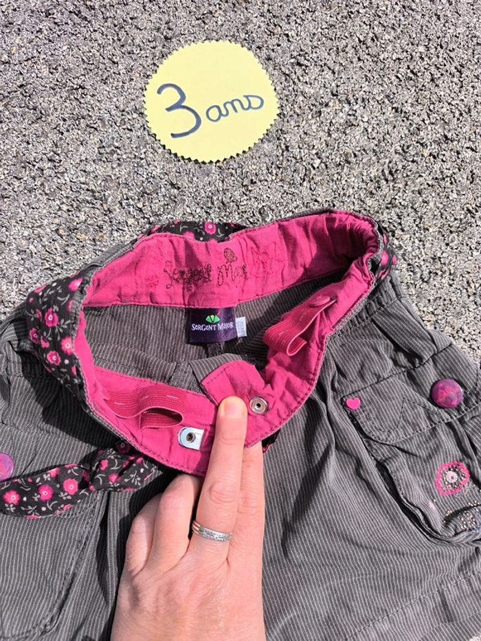 Short Sergent Major taille 3 ans en très bon état - photo numéro 2