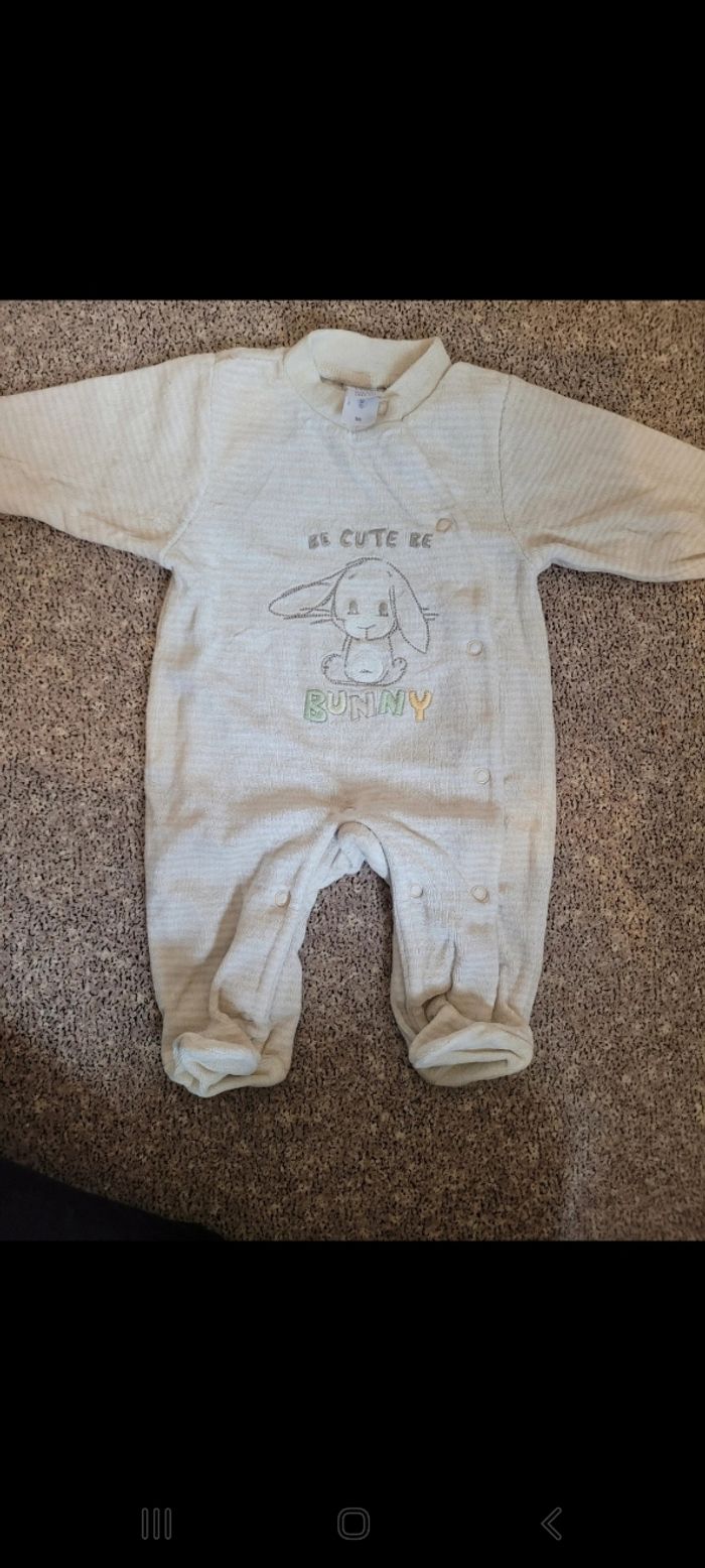 Lot pijamas 3mois - photo numéro 4
