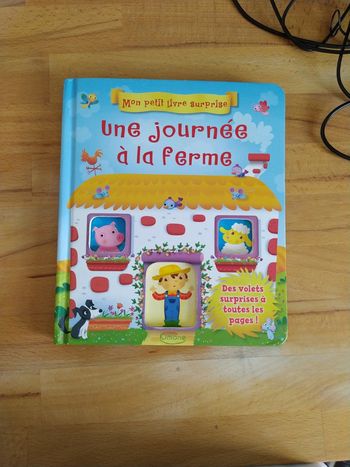 Livre avec volets surprises la ferme
