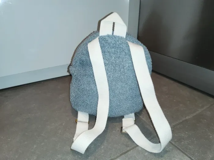 Sac à dos enfant fabriqué main 27x27x10cm - photo numéro 6