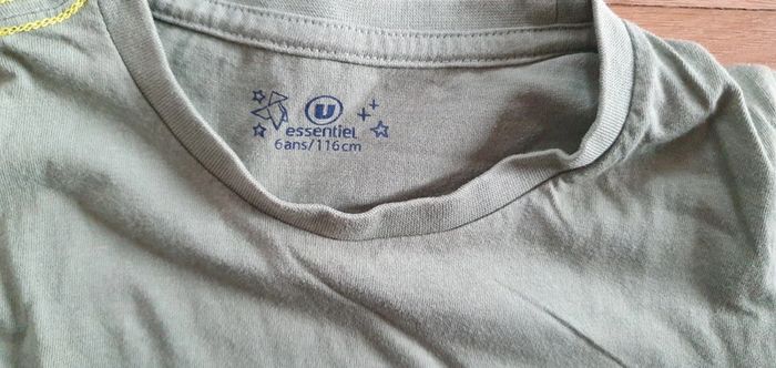 T shirt 6 ans - photo numéro 3