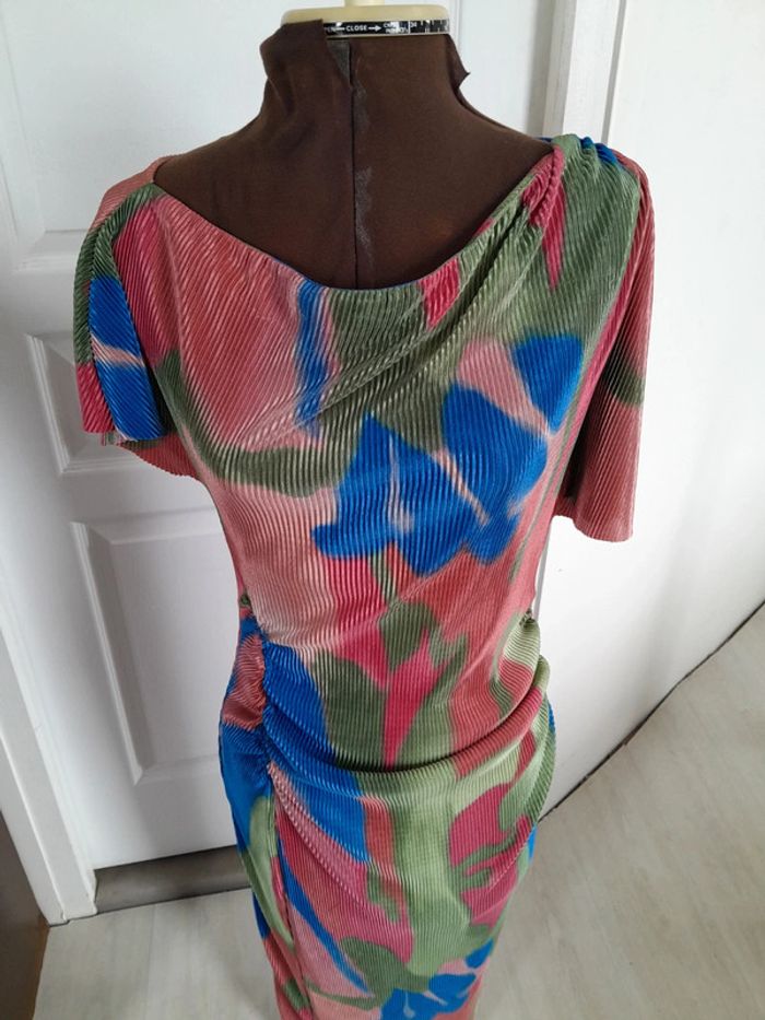 Jolie robe longue multicolore plissée moulante drapée Asos Design - photo numéro 2