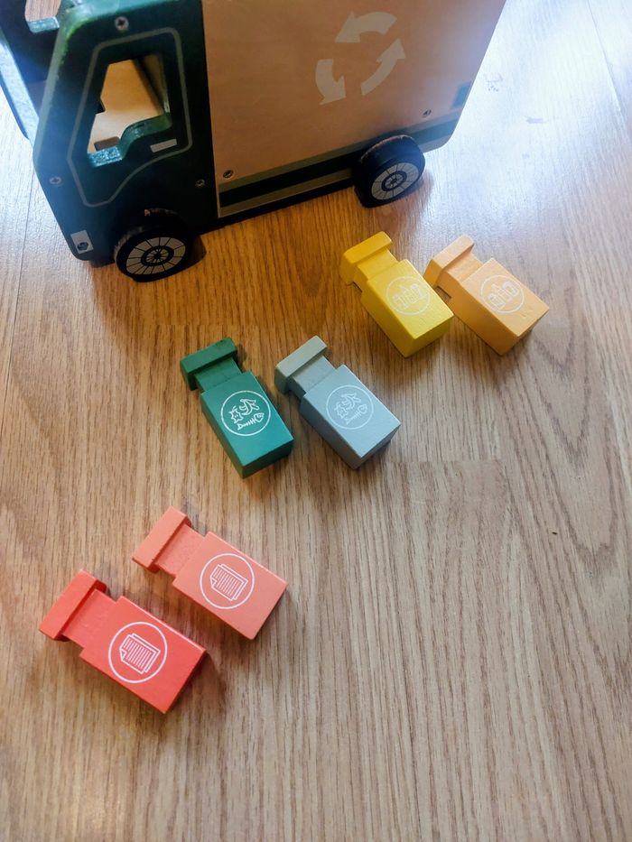 Jouet enfant, camion de recyclage en bois - photo numéro 5