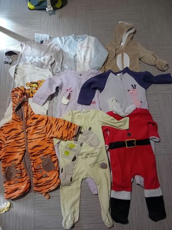 Lots de pyjamas d'enfants