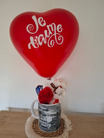 Box St Valentin mug ballon