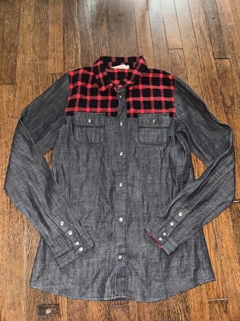 Chemise eleven 14 ans