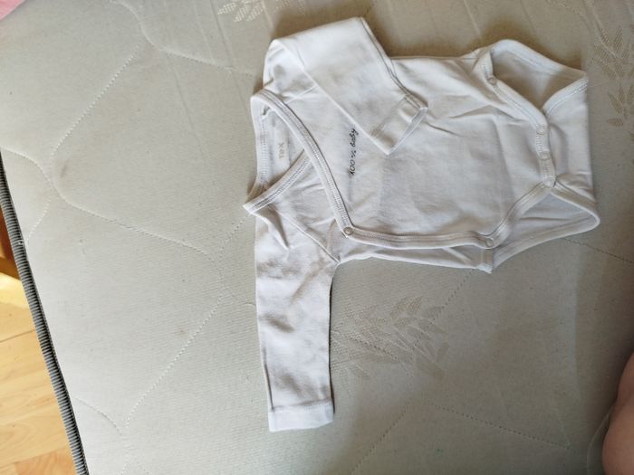 Lot de bodies 1 mois fille - photo numéro 2