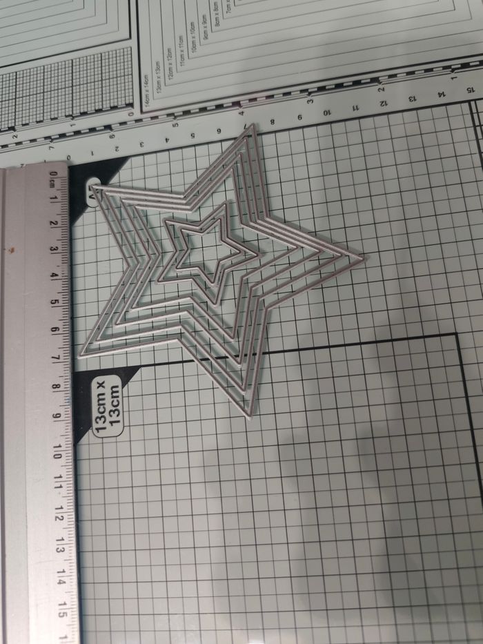 Lot de dies matrice de découpe scrapbooking thème étoile