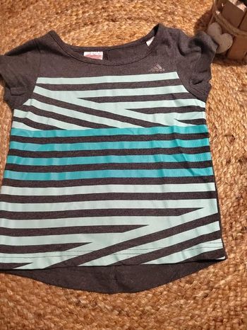 Haut Adidas 5 6 ans